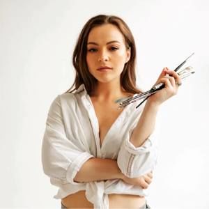 Meet your Posher, Alena